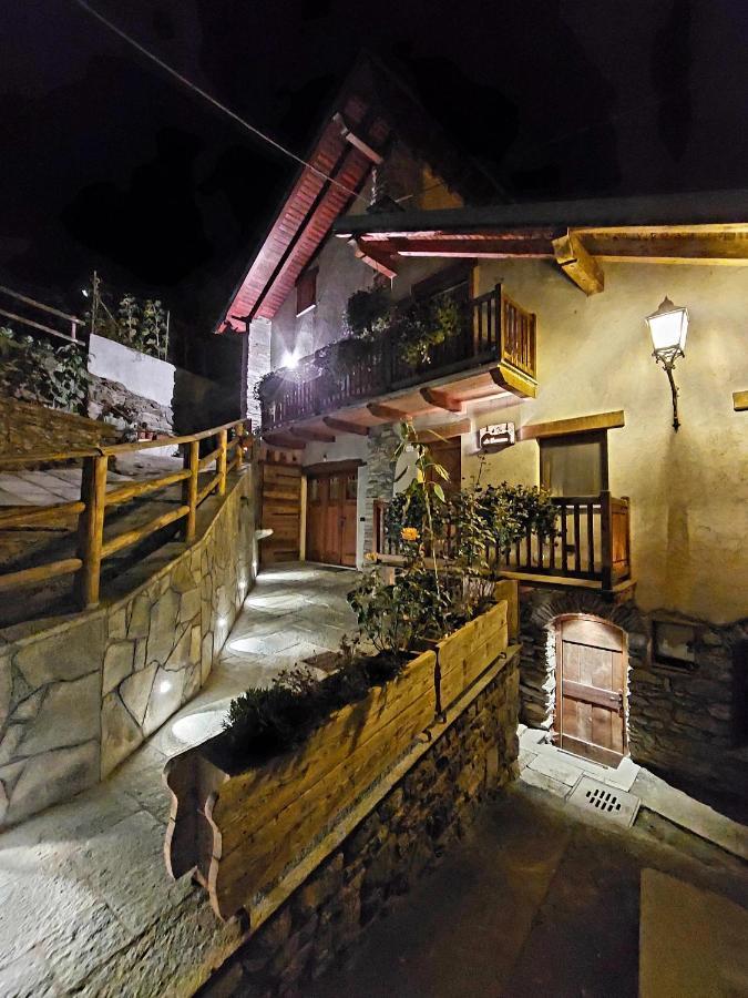 Appartamento Le Bourneau Аоста Экстерьер фото