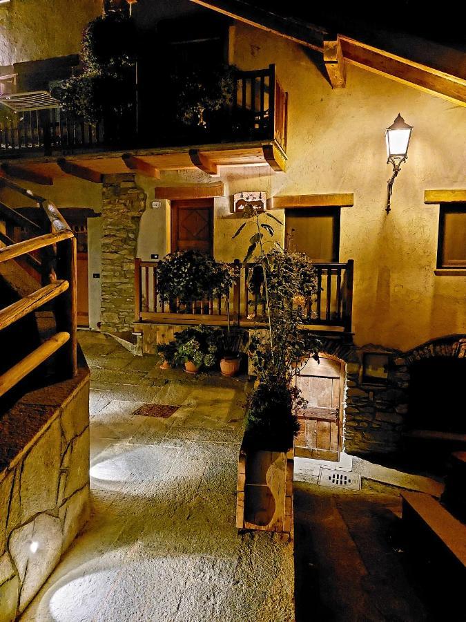 Appartamento Le Bourneau Аоста Экстерьер фото